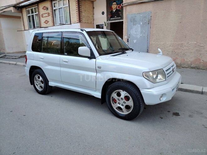 Mitsubishi Pajero io 1999, 283,000 km - 1.8 l - Bakı