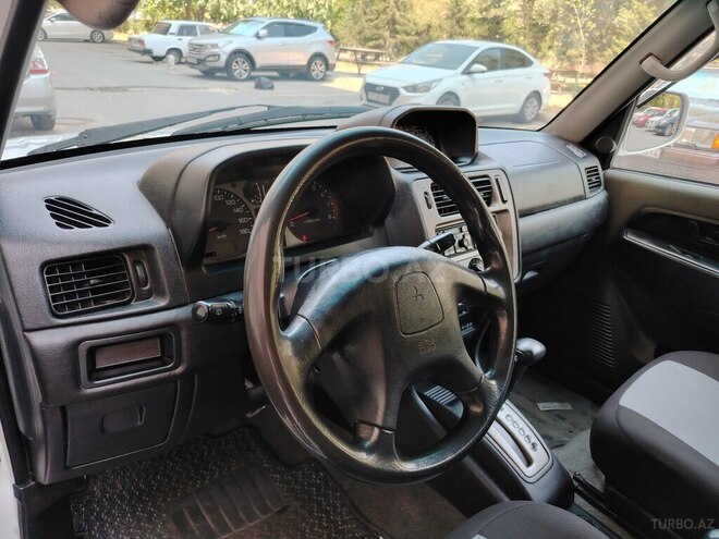 Mitsubishi Pajero io 1999, 283,000 km - 1.8 l - Bakı