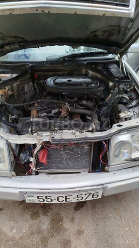 Mercedes E 200 1989, 562,000 km - 2.0 l - Bakı