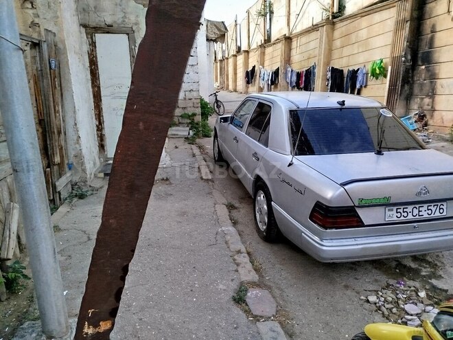Mercedes E 200 1989, 562,000 km - 2.0 l - Bakı