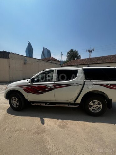 Mitsubishi L200 2008, 388,122 km - 2.5 l - Bakı