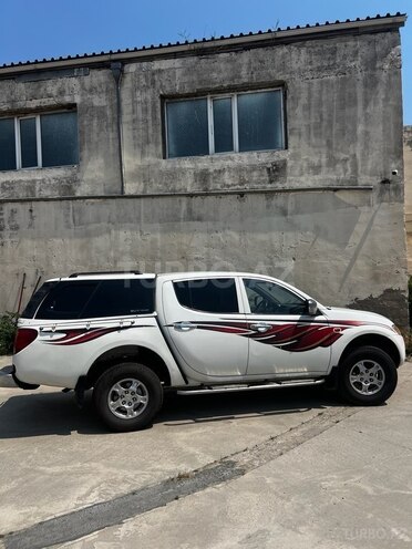 Mitsubishi L200 2008, 388,122 km - 2.5 l - Bakı