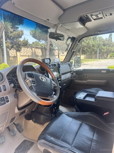 Toyota Land Cruiser 2011, 177,000 km - 4.2 л - Bakı