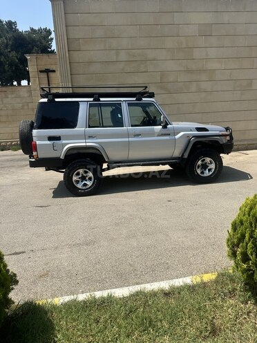 Toyota Land Cruiser 2011, 177,000 km - 4.2 л - Bakı
