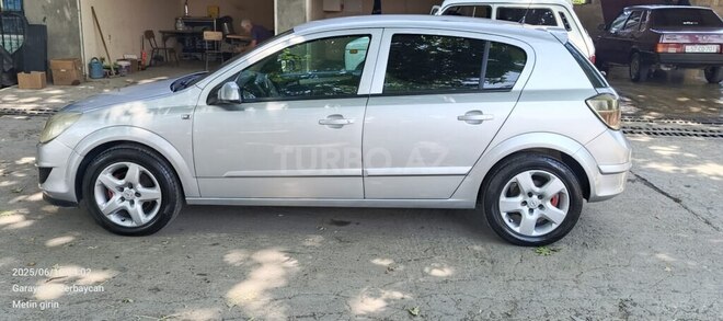 Opel Astra 2008, 410,000 km - 1.3 л - Gəncə