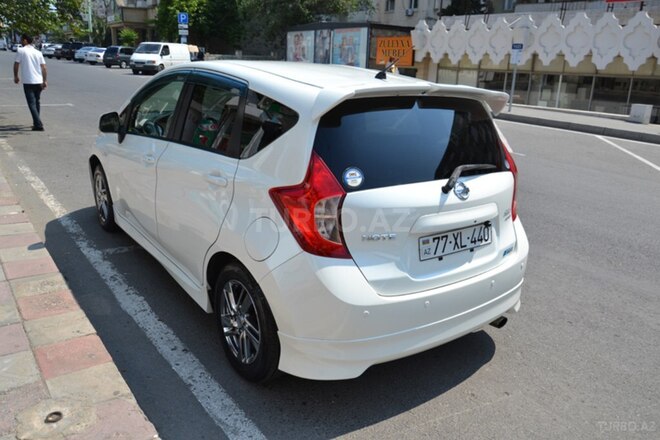 Nissan Note-5
