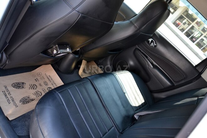 Nissan Note-8