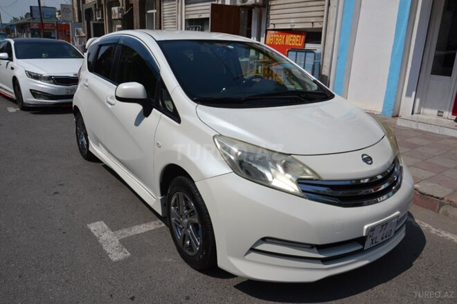 Nissan Note-6