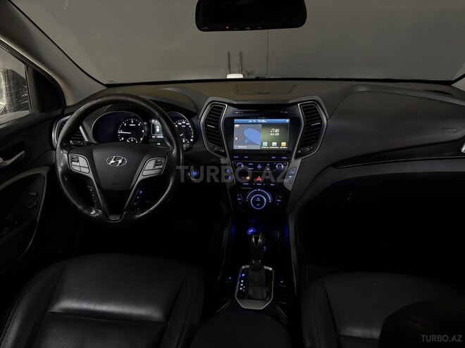 Hyundai Santa Fe-9