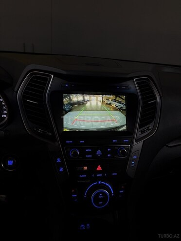 Hyundai Santa Fe-10