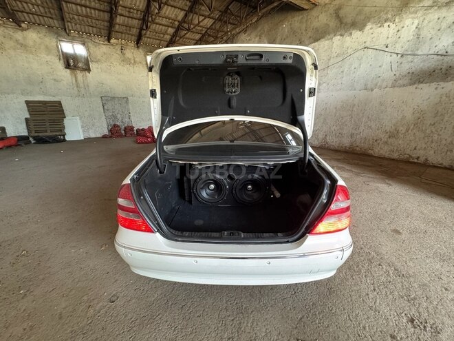 Mercedes E 240 2005, 289,450 km - 2.6 l - Lənkəran
