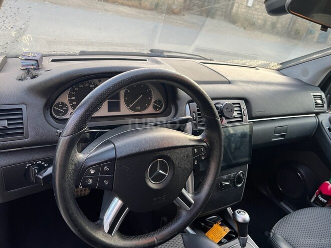 Mercedes B 180 2009, 180,000 km - 1.7 l - Bakı