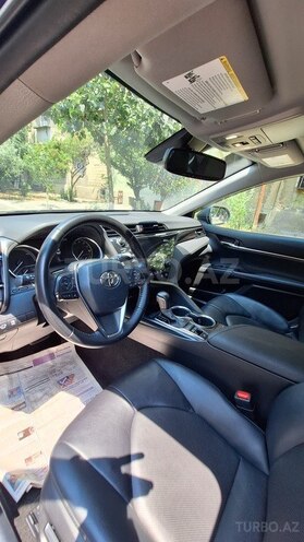 Toyota Camry-12