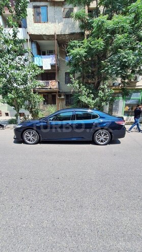 Toyota Camry-4