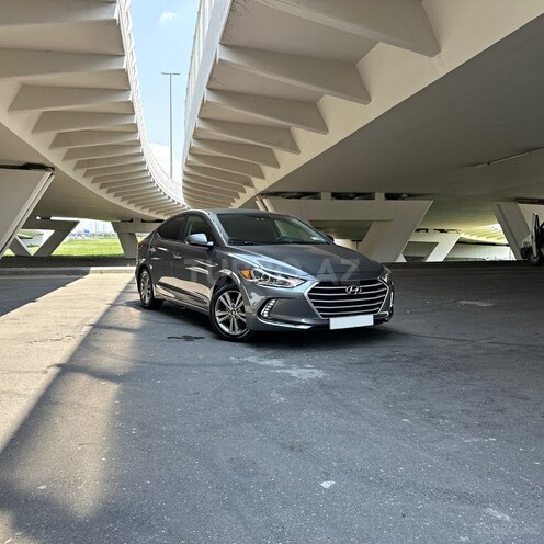 Hyundai Elantra 2018, 18,000 km - 2.0 l - Bakı
