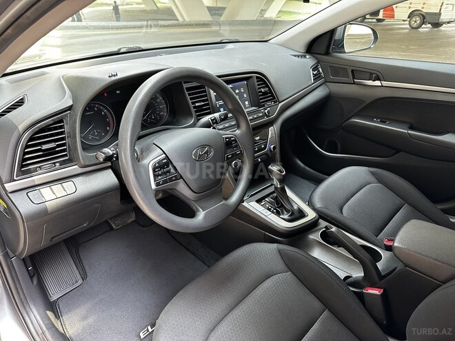 Hyundai Elantra 2018, 18,000 km - 2.0 l - Bakı