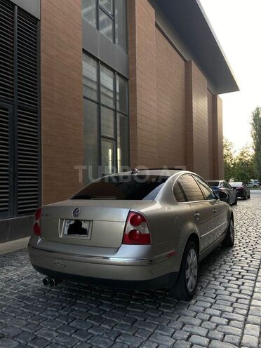 Volkswagen Passat 2004, 225,308 km - 1.8 l - Bakı