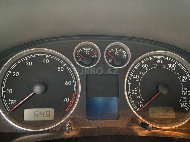 Volkswagen Passat 2004, 225,308 km - 1.8 l - Bakı