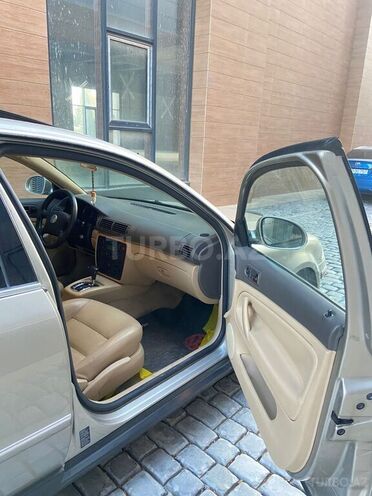 Volkswagen Passat 2004, 225,308 km - 1.8 l - Bakı