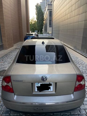 Volkswagen Passat 2004, 225,308 km - 1.8 l - Bakı