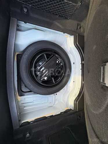 Mercedes E 220 d 2015, 141,000 km - 2.1 л - Bakı