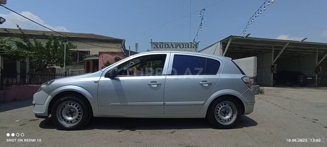 Opel Astra 2004, 300,000 km - 1.4 л - Bakı