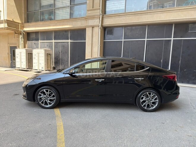 Hyundai Elantra 2019, 97,000 km - 2.0 l - Bakı