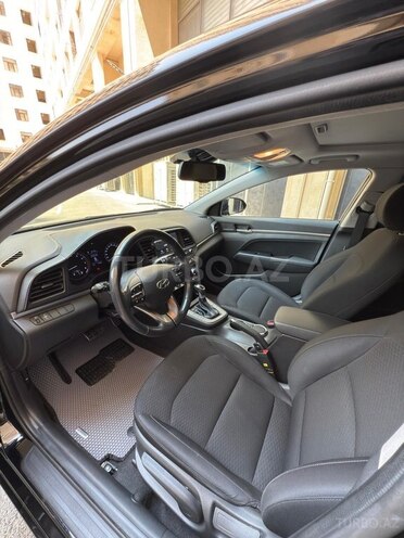Hyundai Elantra 2019, 97,000 km - 2.0 l - Bakı