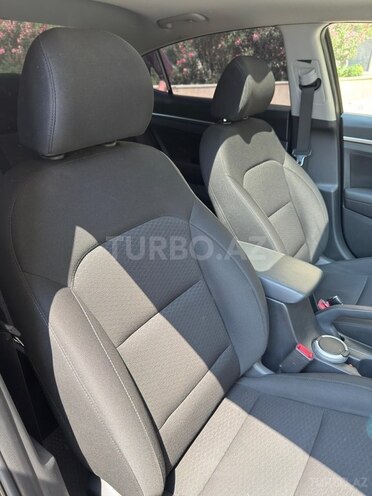 Hyundai Elantra 2019, 97,000 km - 2.0 l - Bakı