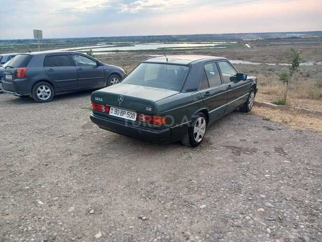 Mercedes 190 1993, 250,000 km - 1.8 l - Salyan