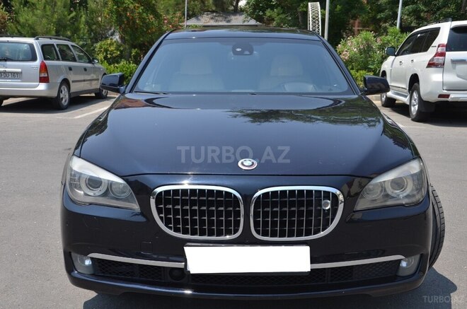 BMW 750 2010, 185,000 km - 4.4 l - Bakı