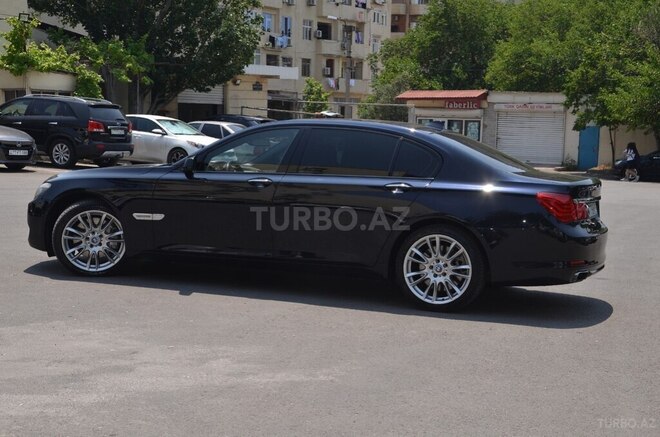 BMW 750 2010, 185,000 km - 4.4 l - Bakı