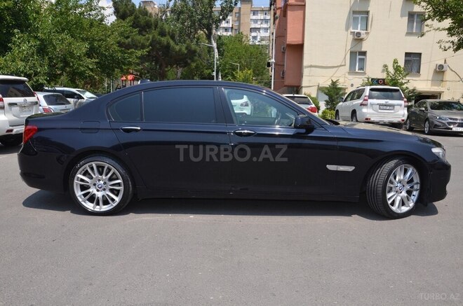 BMW 750 2010, 185,000 km - 4.4 l - Bakı