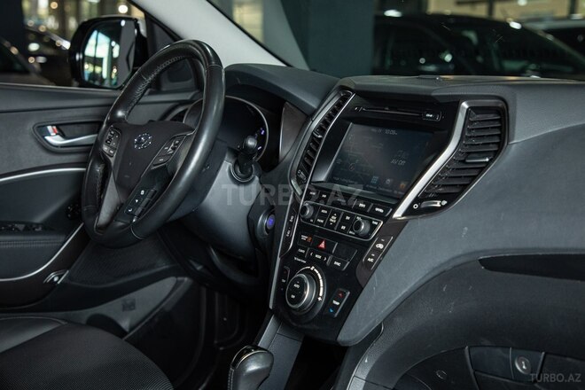 Hyundai Santa Fe-22