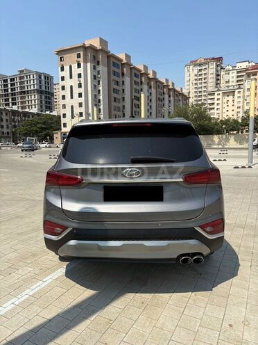 Hyundai Santa Fe-2