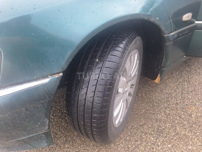 Mercedes E 220 d 1999, 700,000 km - 2.2 l - Qobustan