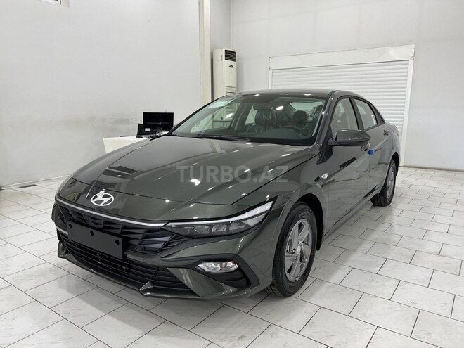 Hyundai Elantra-4