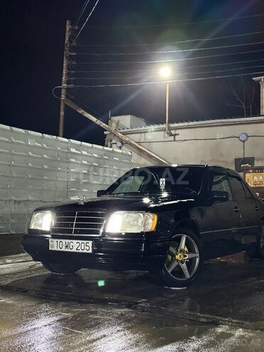 Mercedes E 220 1995, 512,456 km - 2.2 l - Bakı