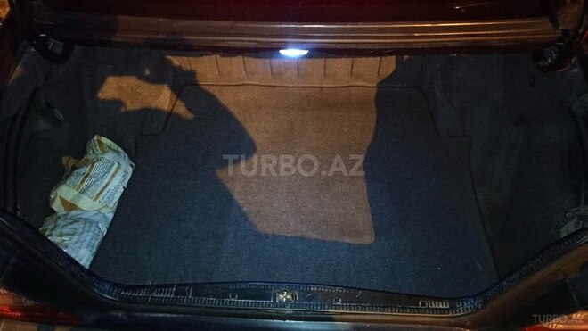 Mercedes E 220 1995, 512,456 km - 2.2 l - Bakı