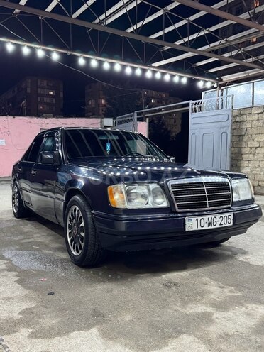 Mercedes E 220 1995, 512,456 km - 2.2 l - Bakı