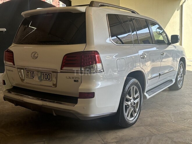 Lexus LX 570 2013, 105,000 km - 5.7 л - Bakı