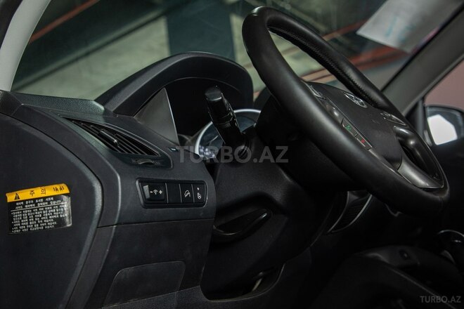 Hyundai Tucson-12