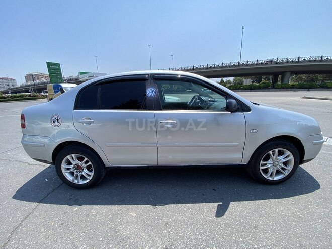 Volkswagen Polo 2006, 235,000 km - 1.4 l - Bakı