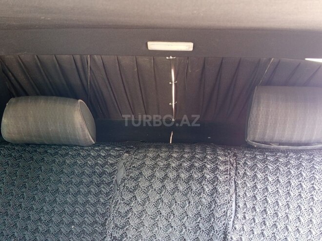 Mercedes E 200 1993, 555,555 km - 2.0 l - Quba