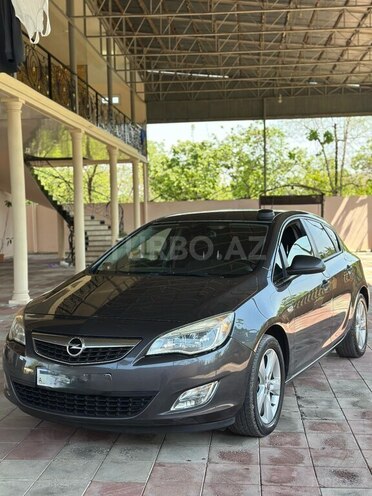 Opel Astra 2010, 300,000 km - 1.3 l - İsmayıllı