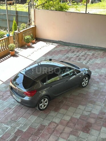 Opel Astra 2010, 300,000 km - 1.3 l - İsmayıllı