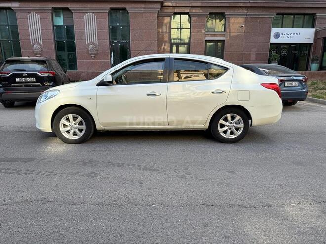 Nissan Sunny 2013, 350,000 km - 1.5 l - Bakı