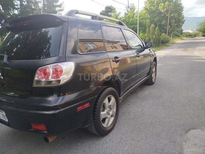 Mitsubishi Outlander 2004, 235,680 km - 2.0 l - Şəki