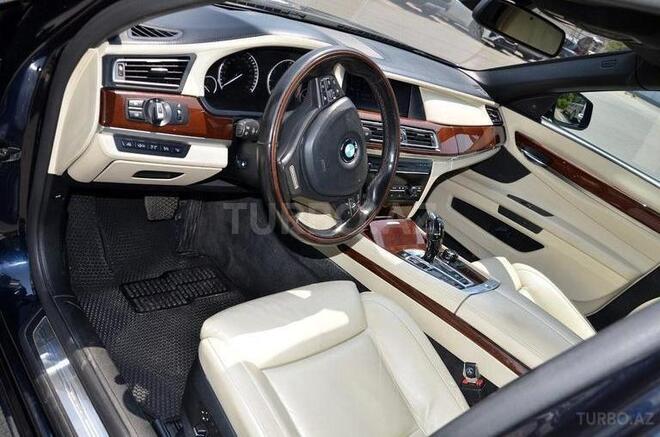 BMW 750 2010, 185,000 km - 4.4 l - Bakı