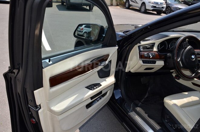 BMW 750 2010, 185,000 km - 4.4 l - Bakı